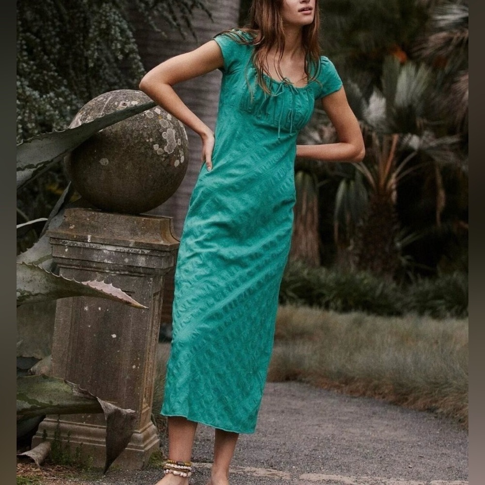 free people natalya solid midi in green | 100% cotton midi milkmaid dress | XS